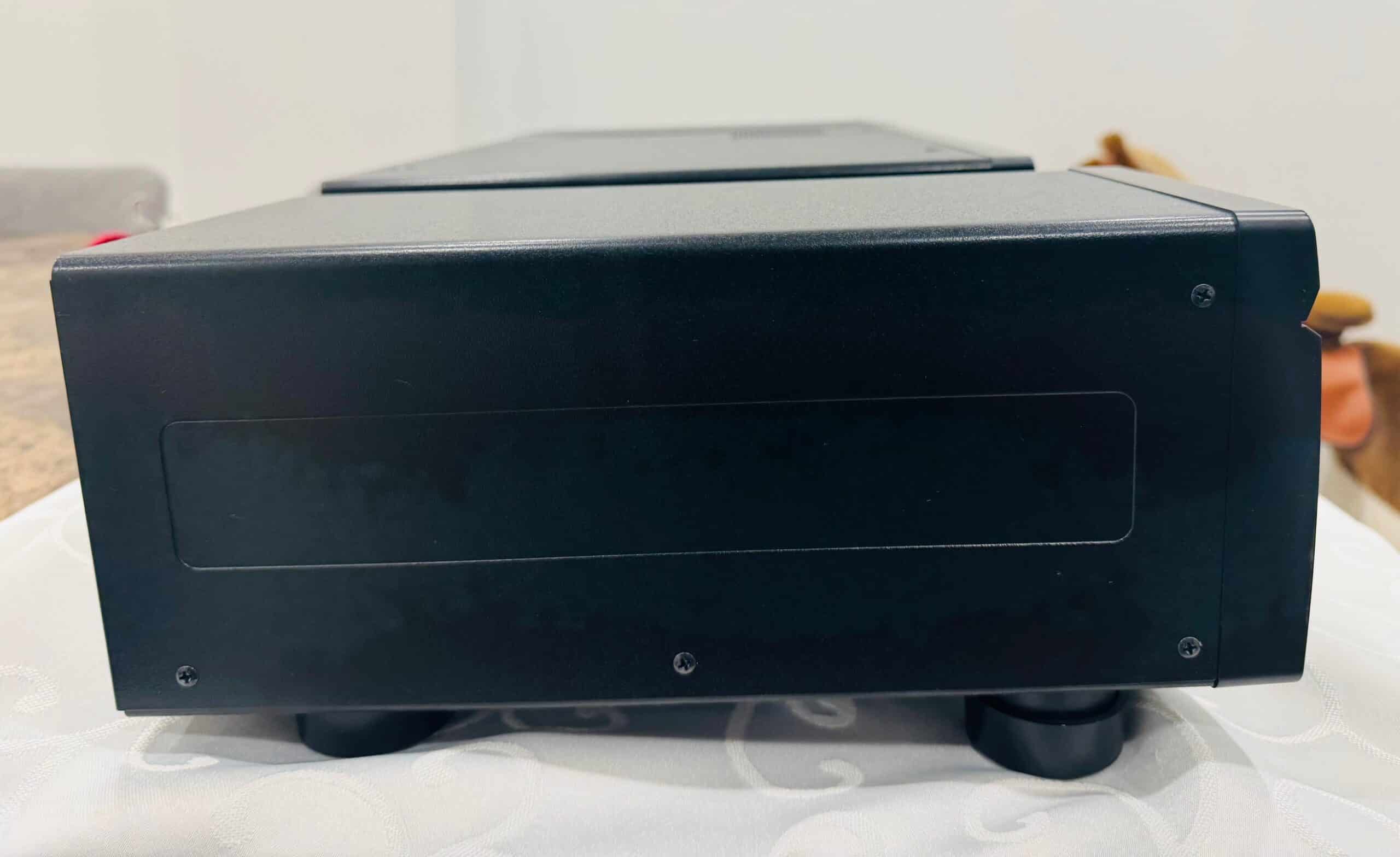 Yaesu ftdx 101D & 2 x Yaesu SP-101 Speakers