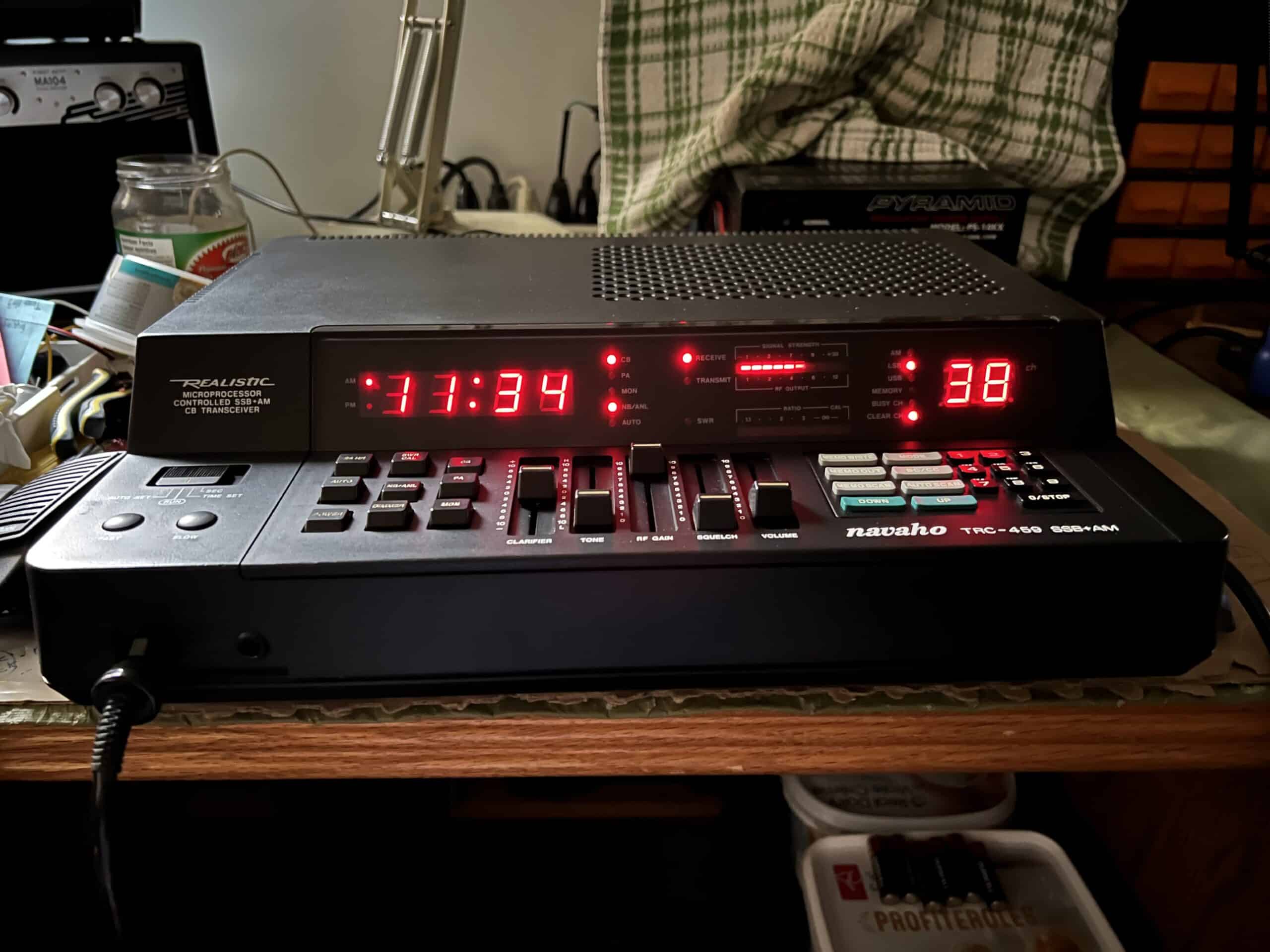 RARE 1979 REALISTIC TRC-459 AM/SSB 40 CHANNEL CB RADIO