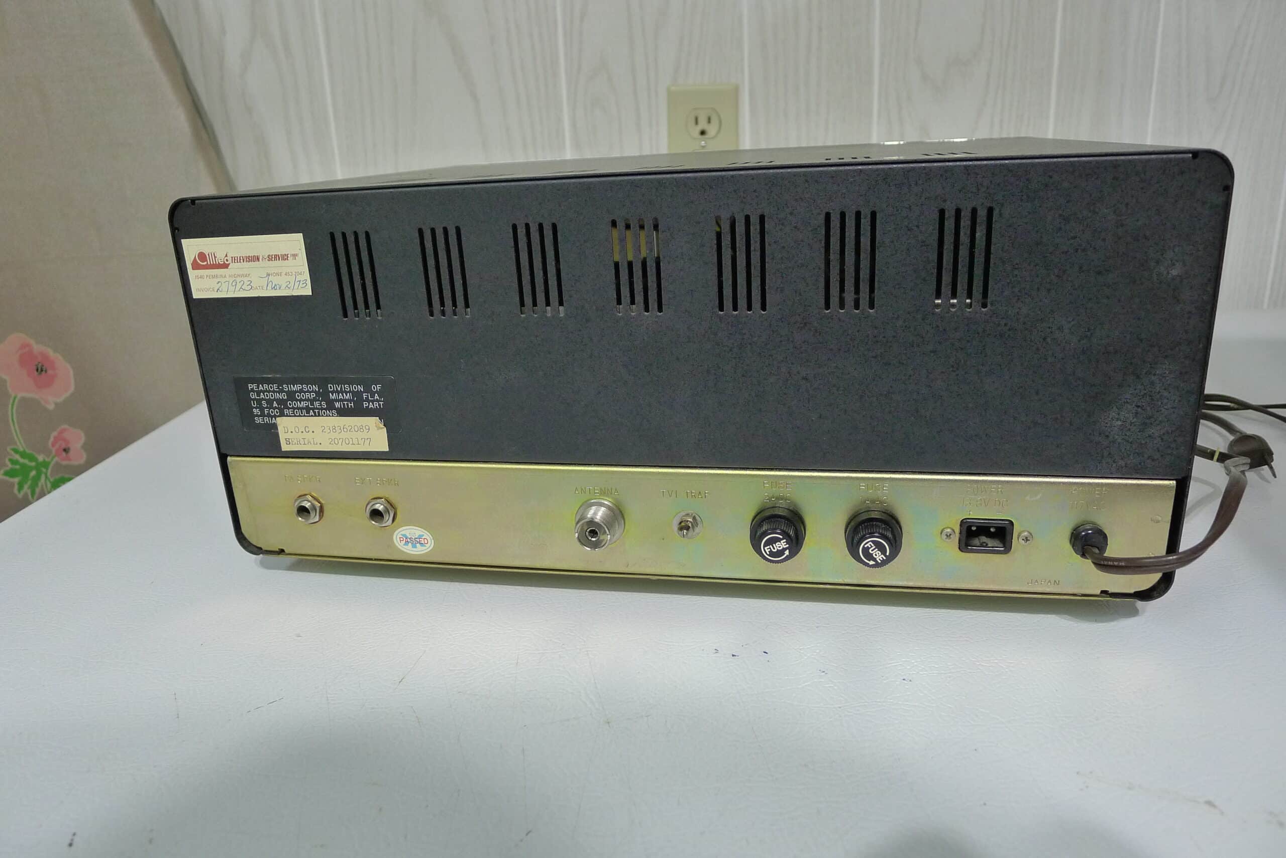 Pearce Simpson Simba CB radio with microphone