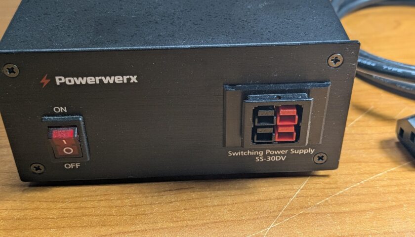Powerwerx SS-30DV Switching Power Supply
