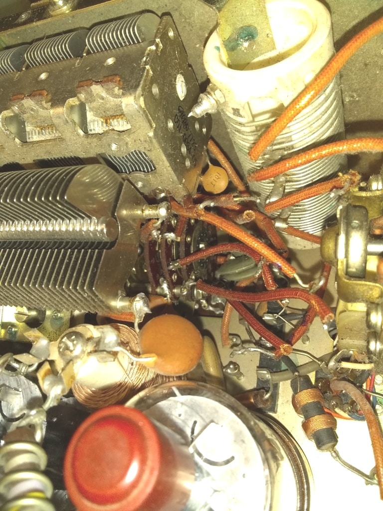 Kenwood TS-820S Ham Radio Transceiver for parts or repair