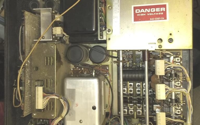 Kenwood TS-820S Ham Radio Transceiver for parts or repair