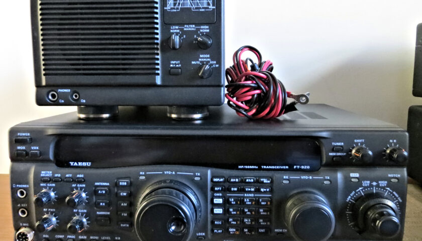 COMPLETE HF STATION FOR SALE.