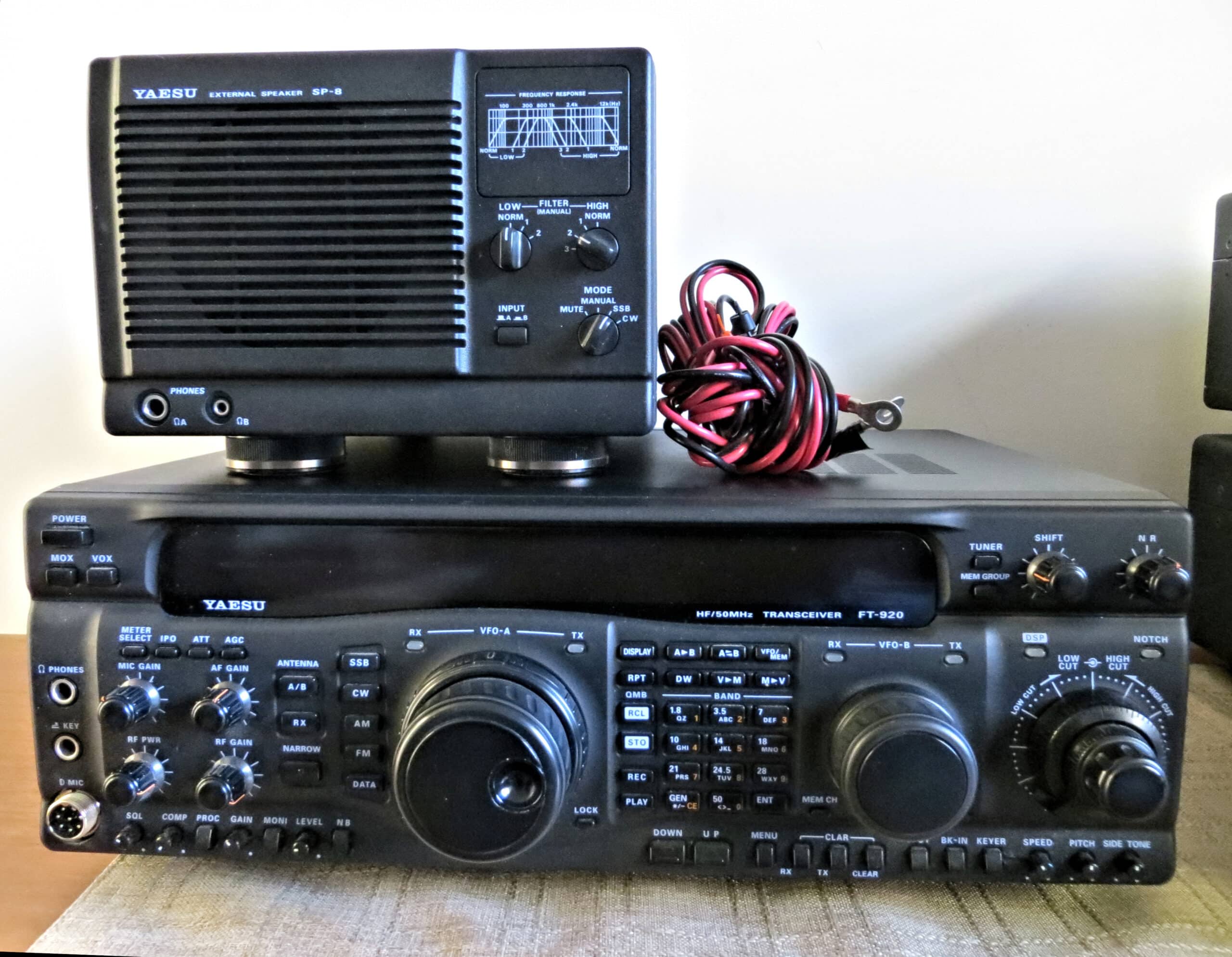 COMPLETE HF STATION FOR SALE.