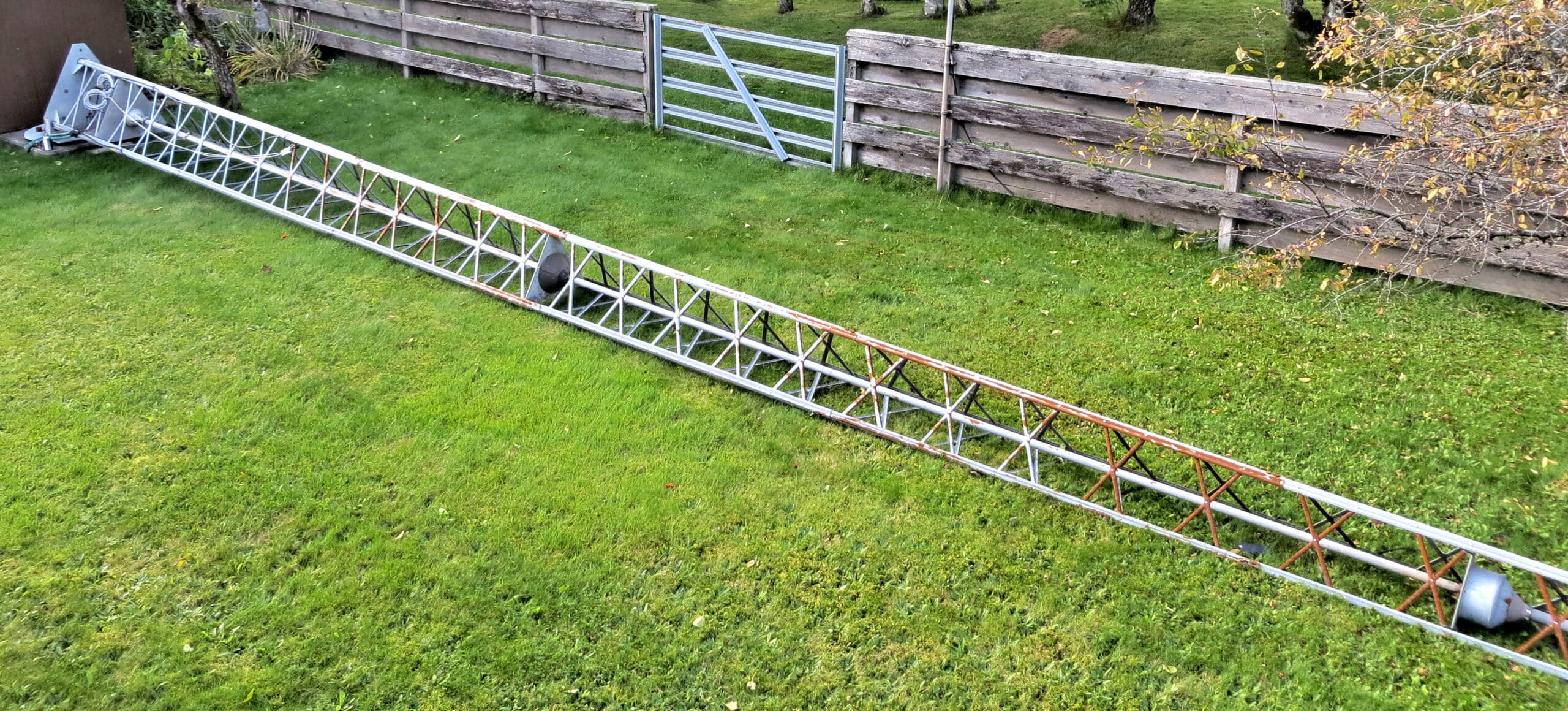 COMPLETE HF STATION FOR SALE.