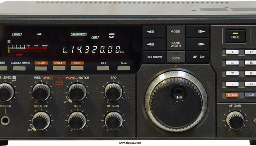 NRD-525 HF/uhf/vhf receiver.