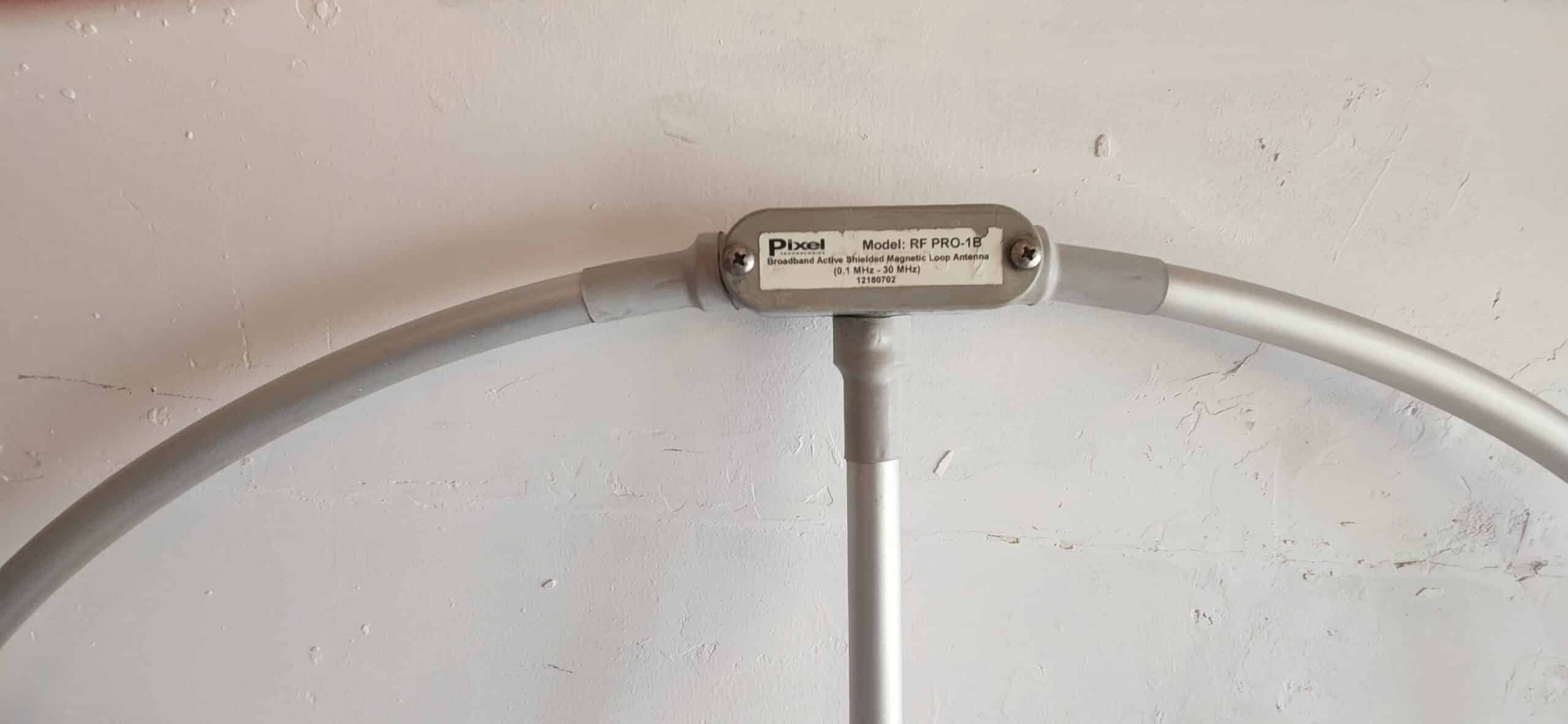 Pixel RF Pro-1B Active Magnetic Loop Antenna