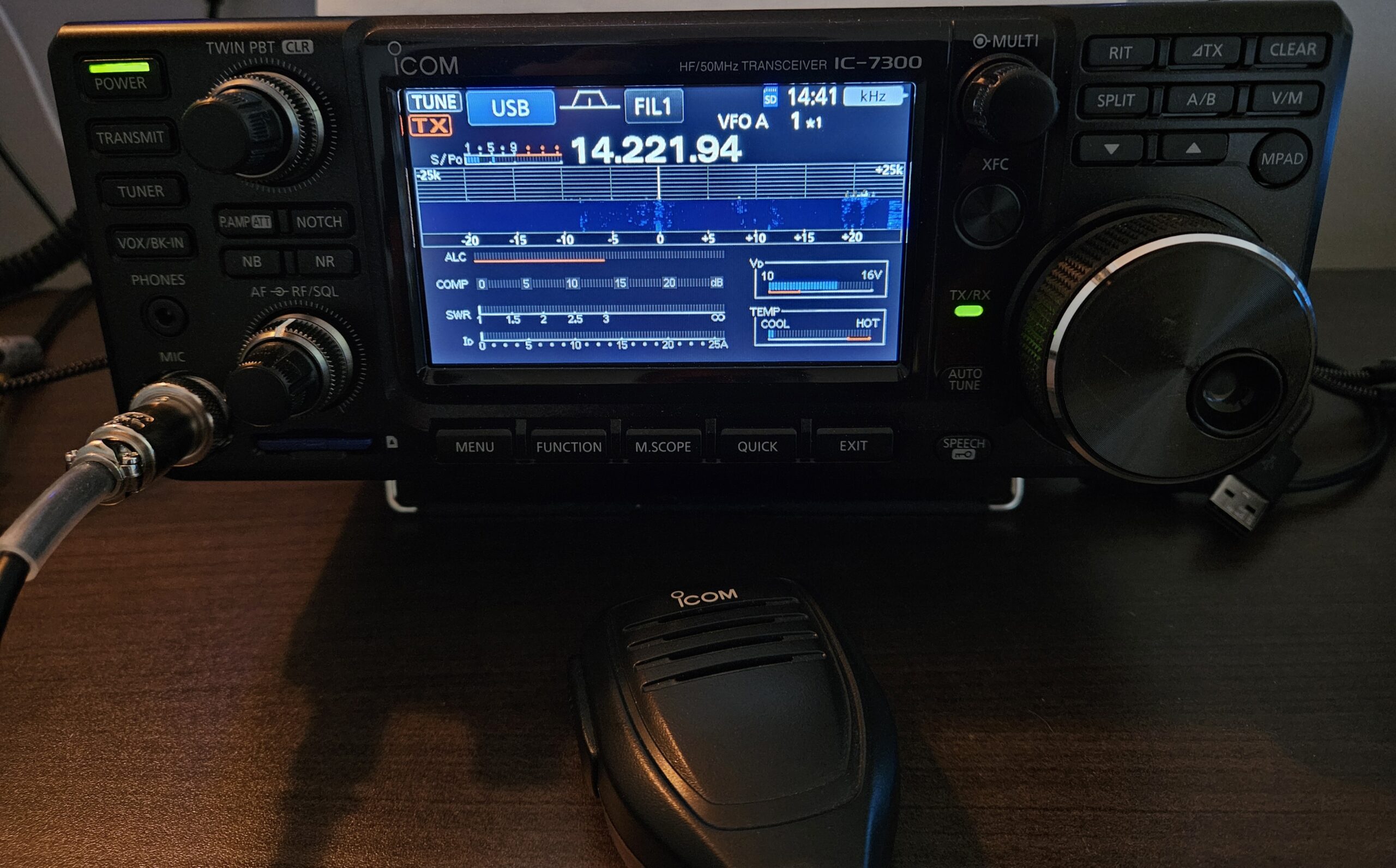 Icom 7300