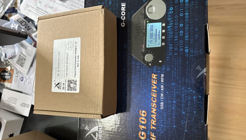 Brand new/never used Xiegu G106 and DE-19 Expander box