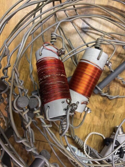 Alpha Delta Parallel Dipole Antennas DX-EE – damaged but works