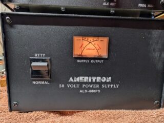 PXL_20251022_221443074003