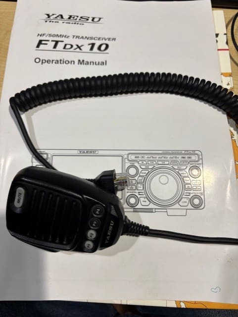 Yaesu FTdx10 HF Transceiver