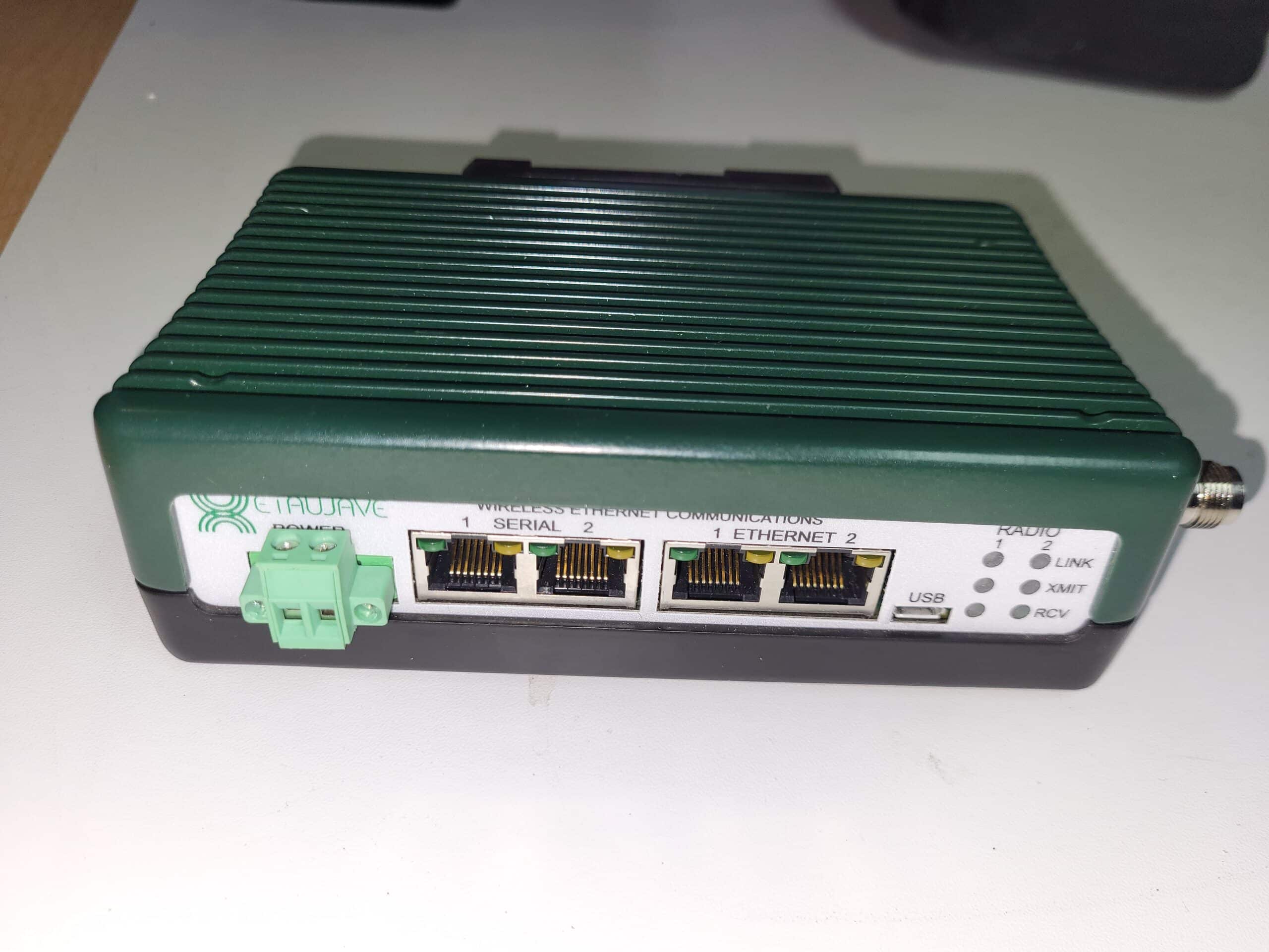 Xetawave Xeta9 link radio.