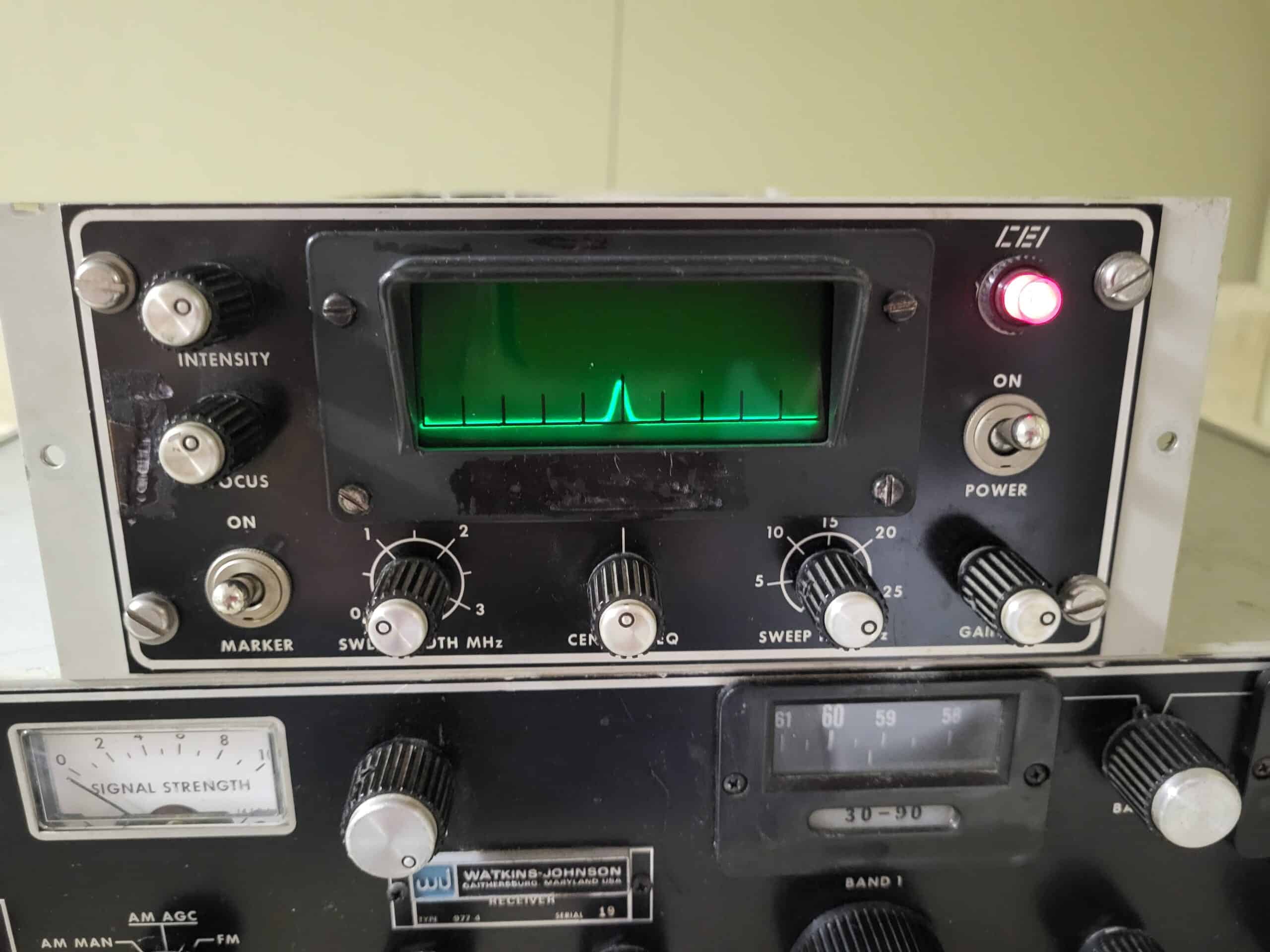 Watkins-Johnson / CEI Model 977-4 VHF Receiver