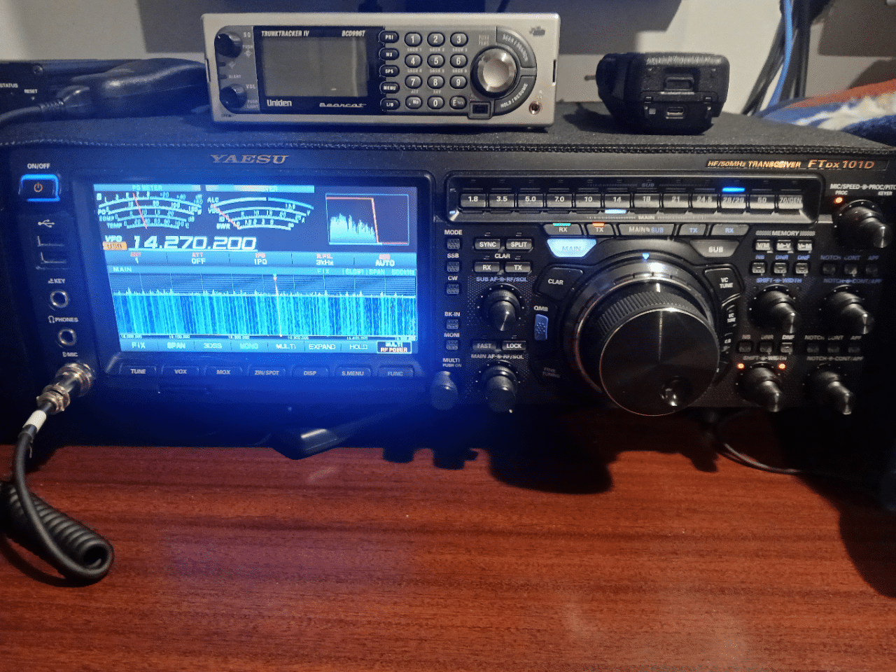 YAESU FTDX101D Amateur Ham radio