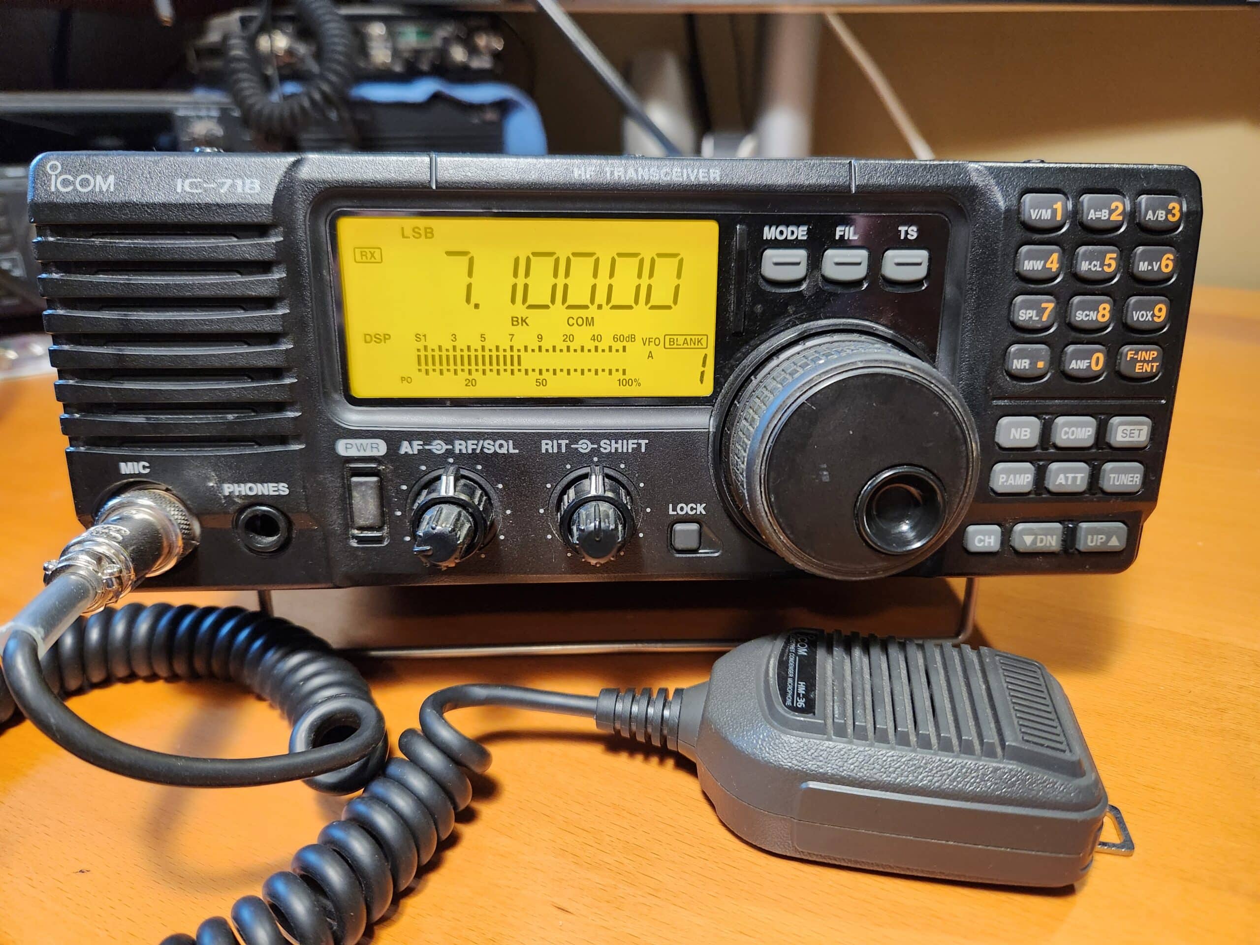 ICOM IC-718 c/w DSP Board