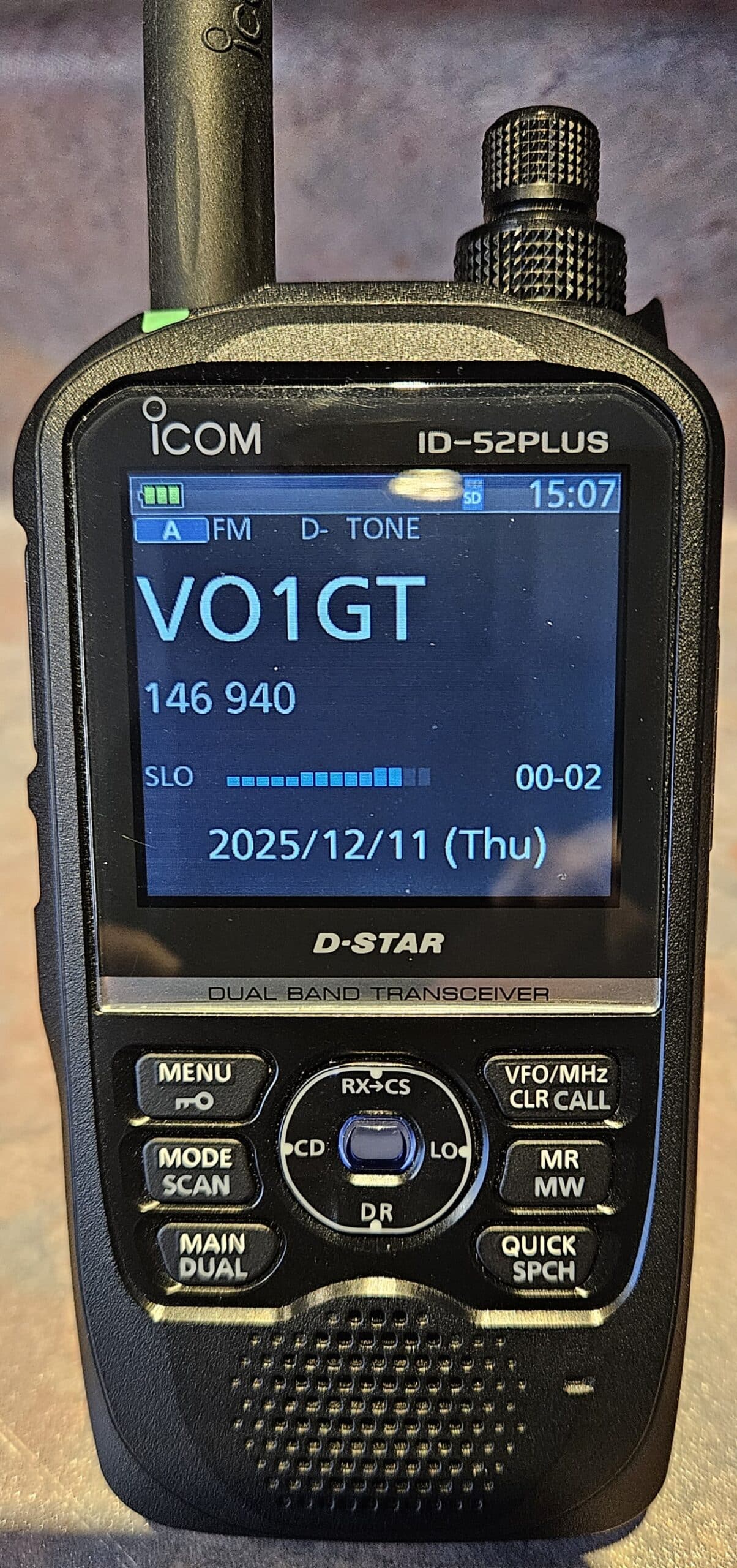 Icom Id-52 plus