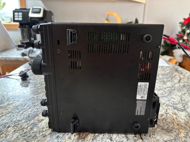 FT-450D HF and 6M Transceiver