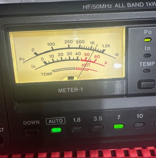 Icom PW -1 Amp / Tuner