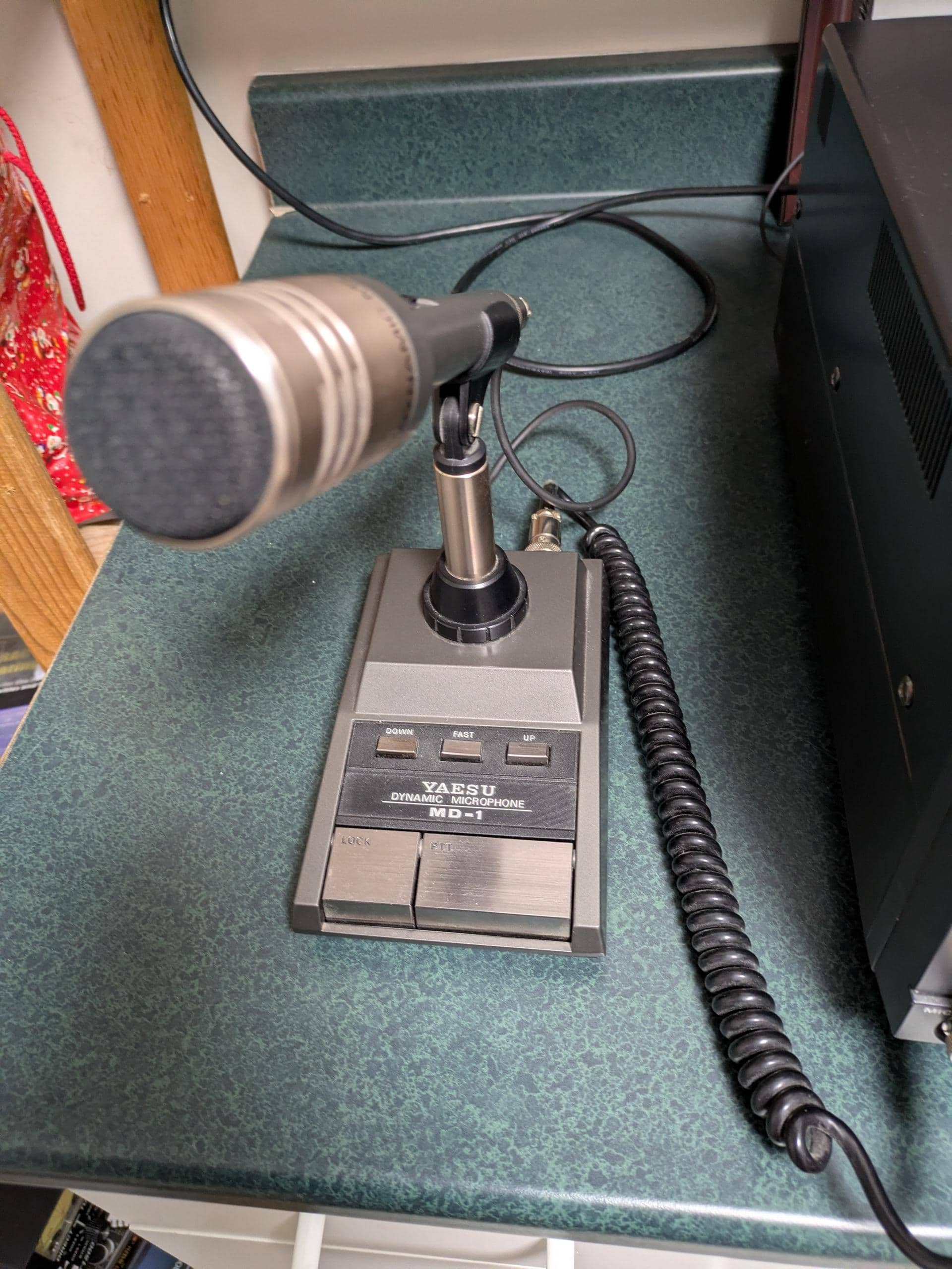 Yaesu FT-1000 200 watt Transceiver