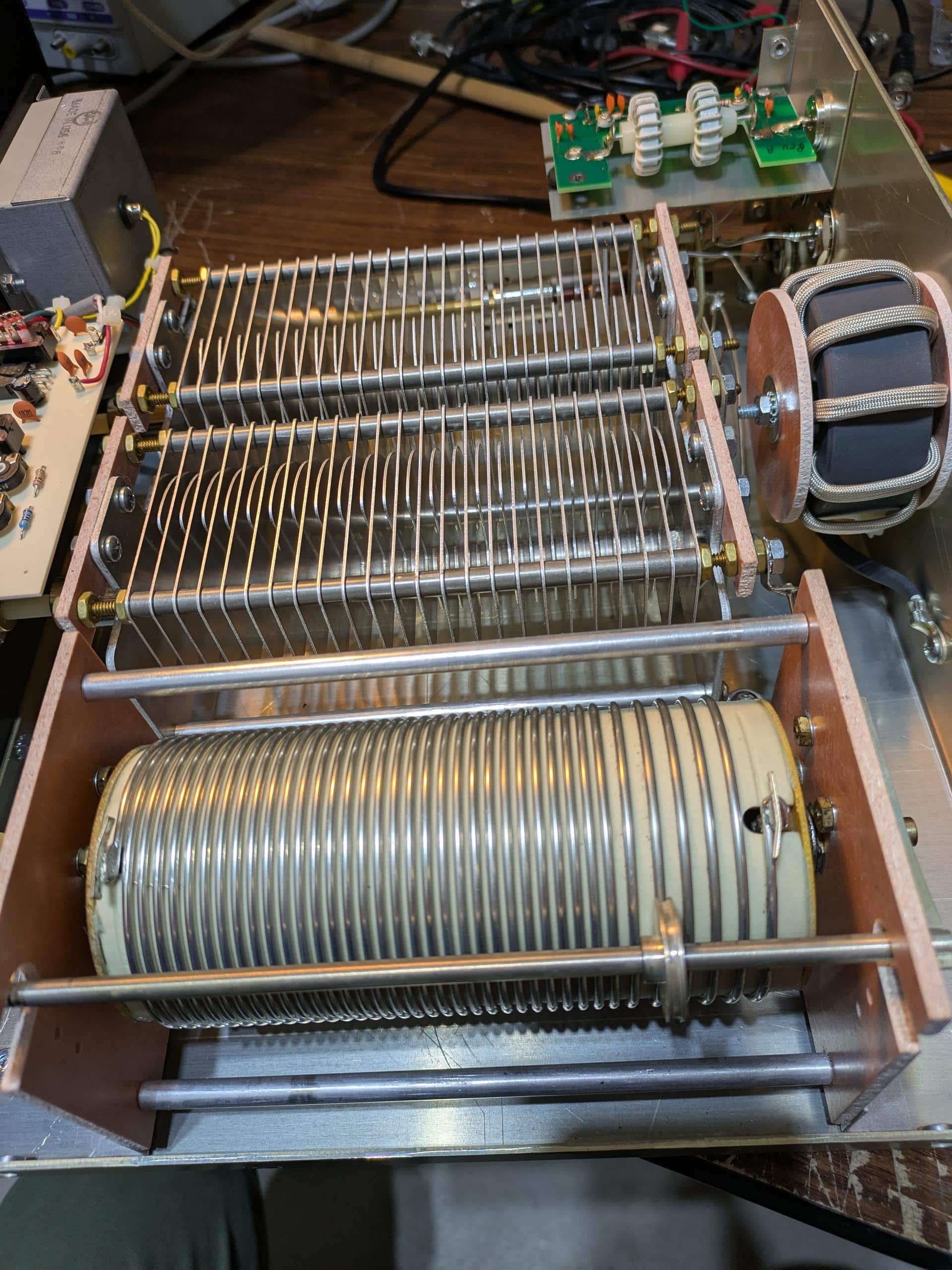 Palstar AT1500CV 1500 Watt Antenna Tuner – FREE SHIPPING