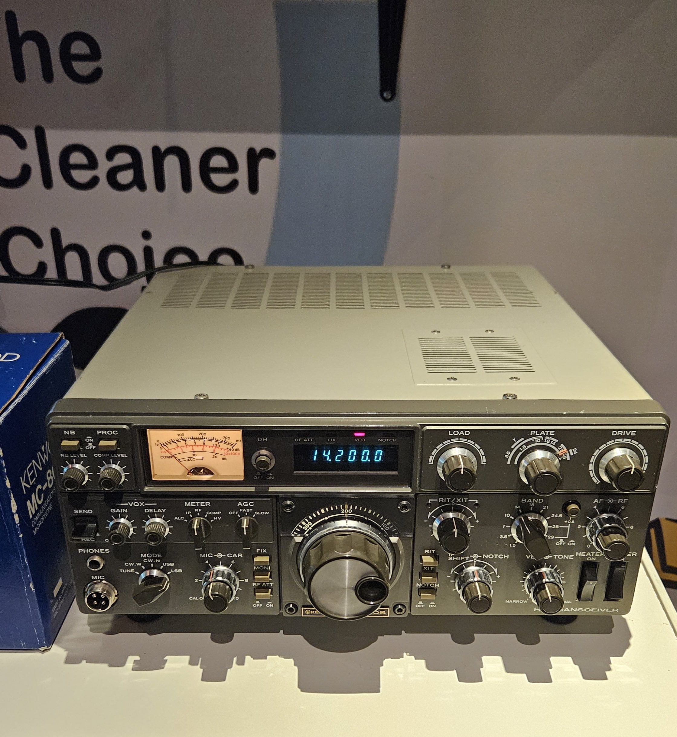 Kenwood ts 830s with desk top mic