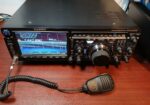 Yaesu FTDX101D Amateur ham radio for sale. Like New