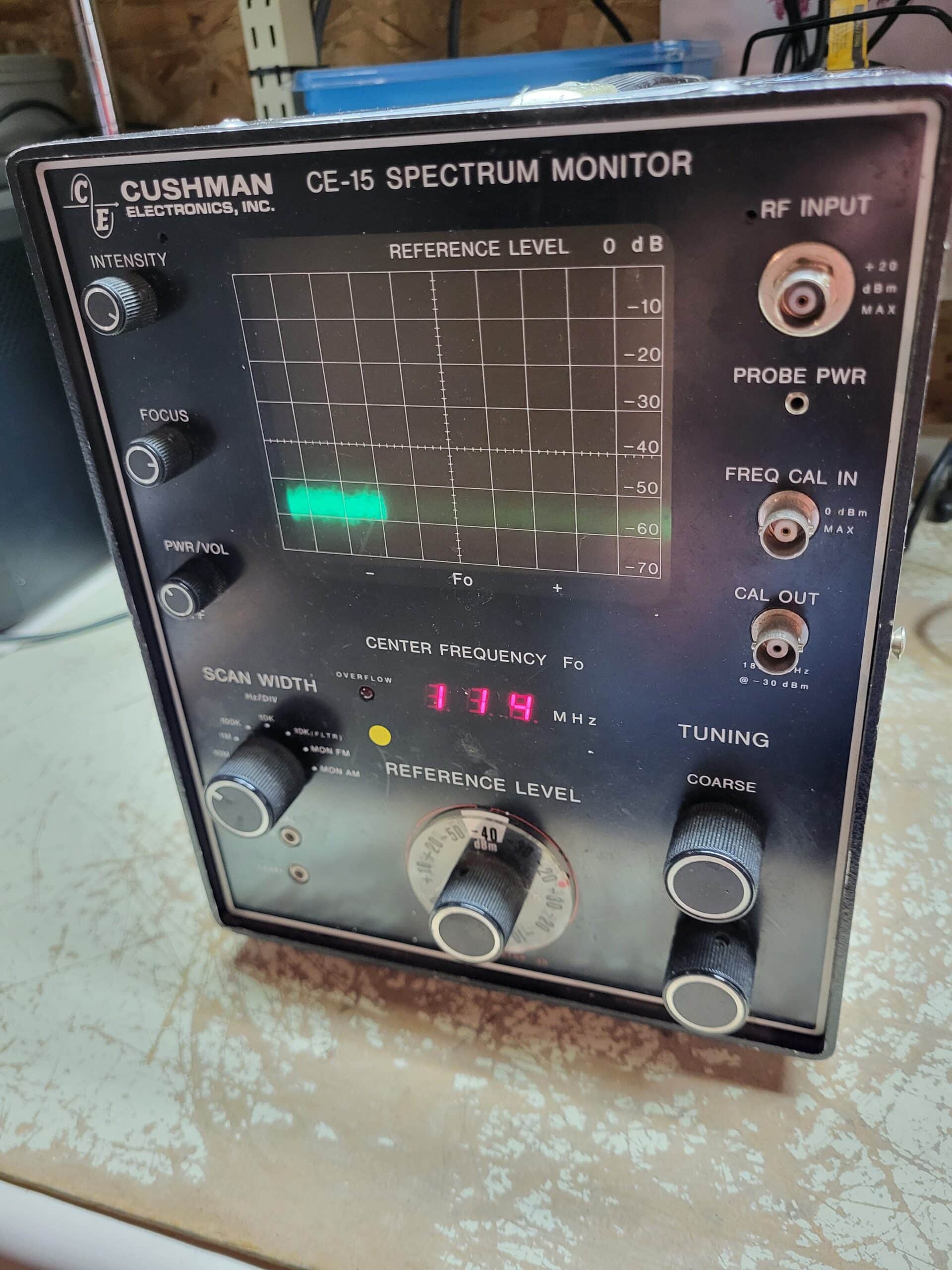 Cushman CE-15 Spectrum Analyzer