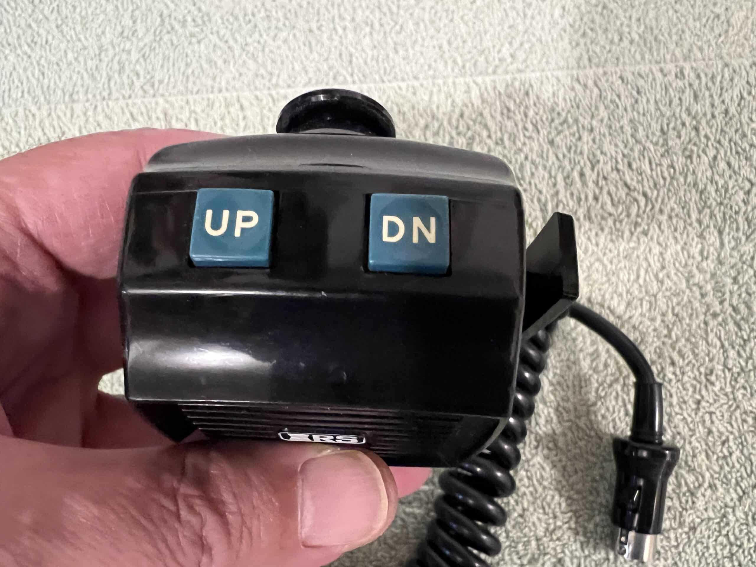 (LAST PRICE DROP!) REALISTIC TRC-480 AM/SSB 40 CHANNEL CB RADIO (17+ WATT SSB!)