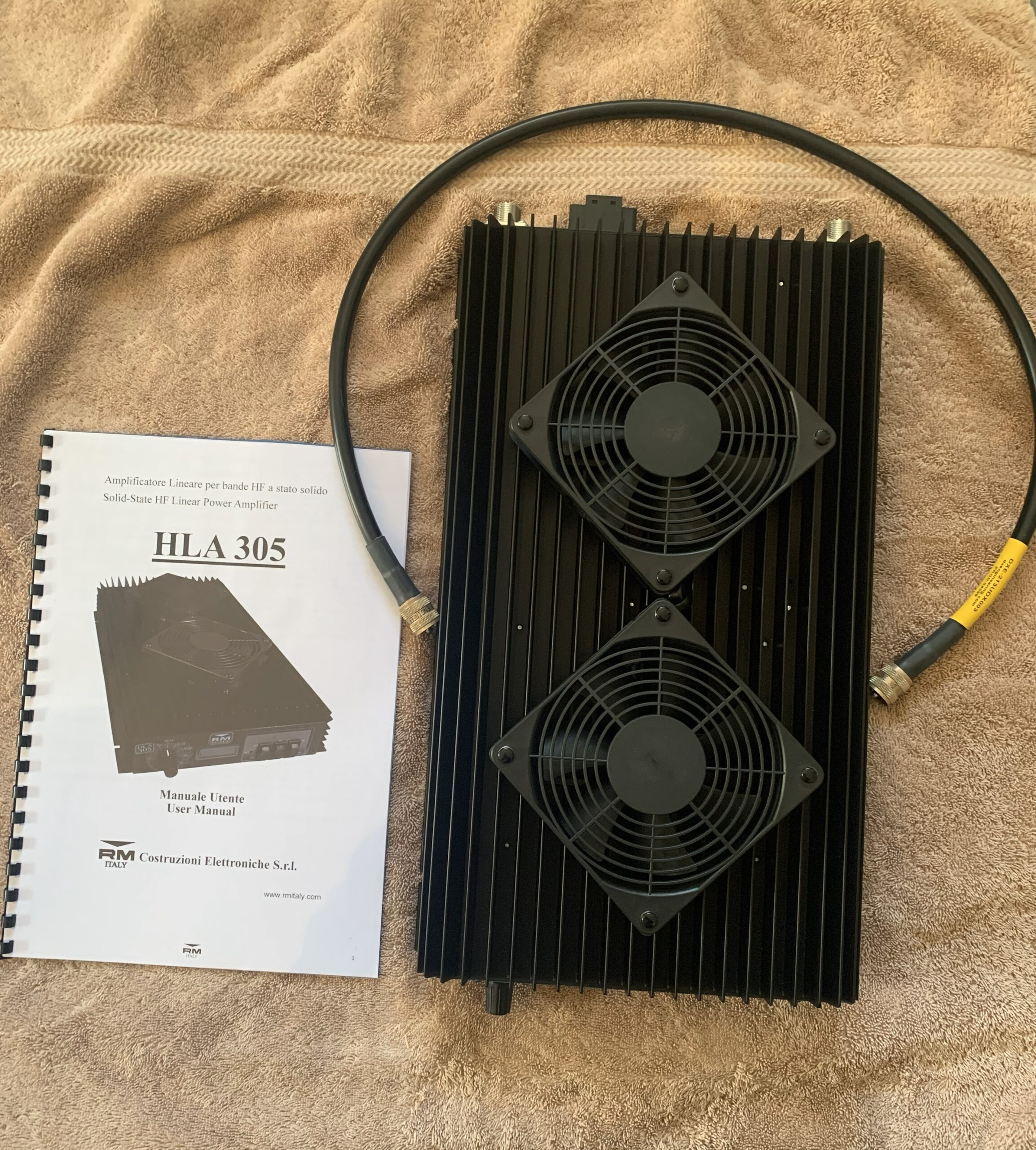 HLA 305 V Linear Power Amplifier