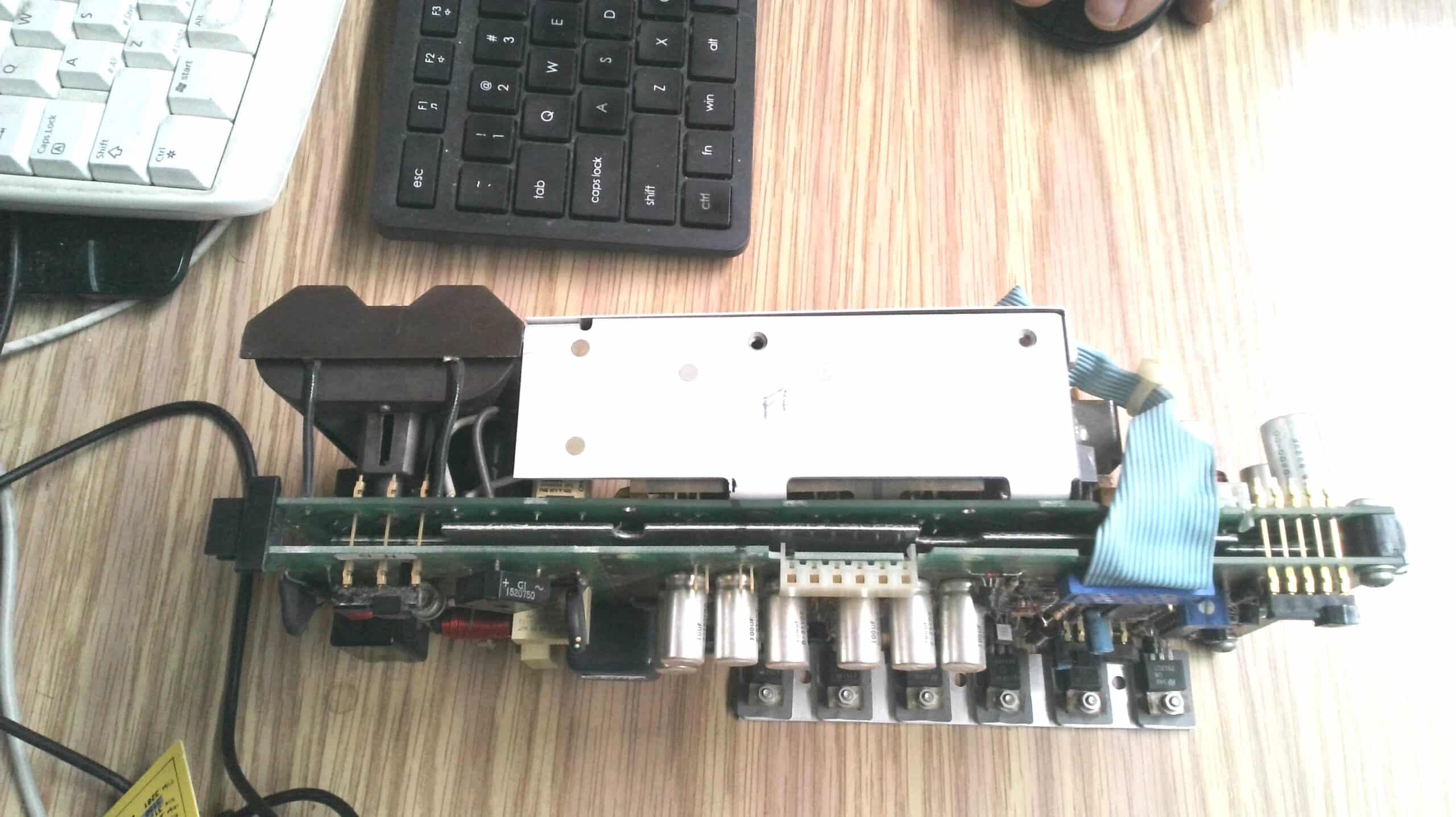 Tektronix  670-7282-04 Power Supply 