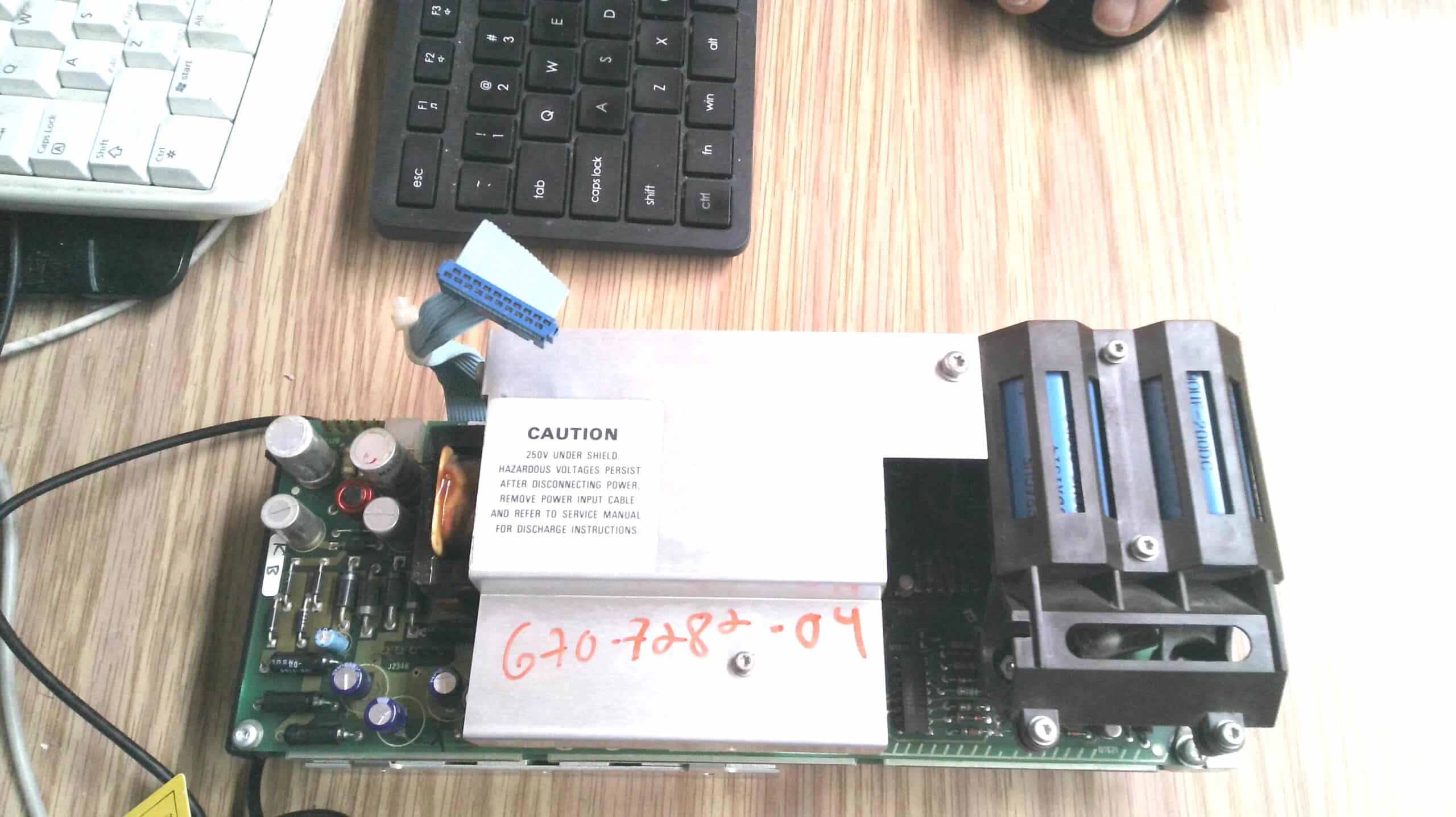 Tektronix  670-7282-04 Power Supply 