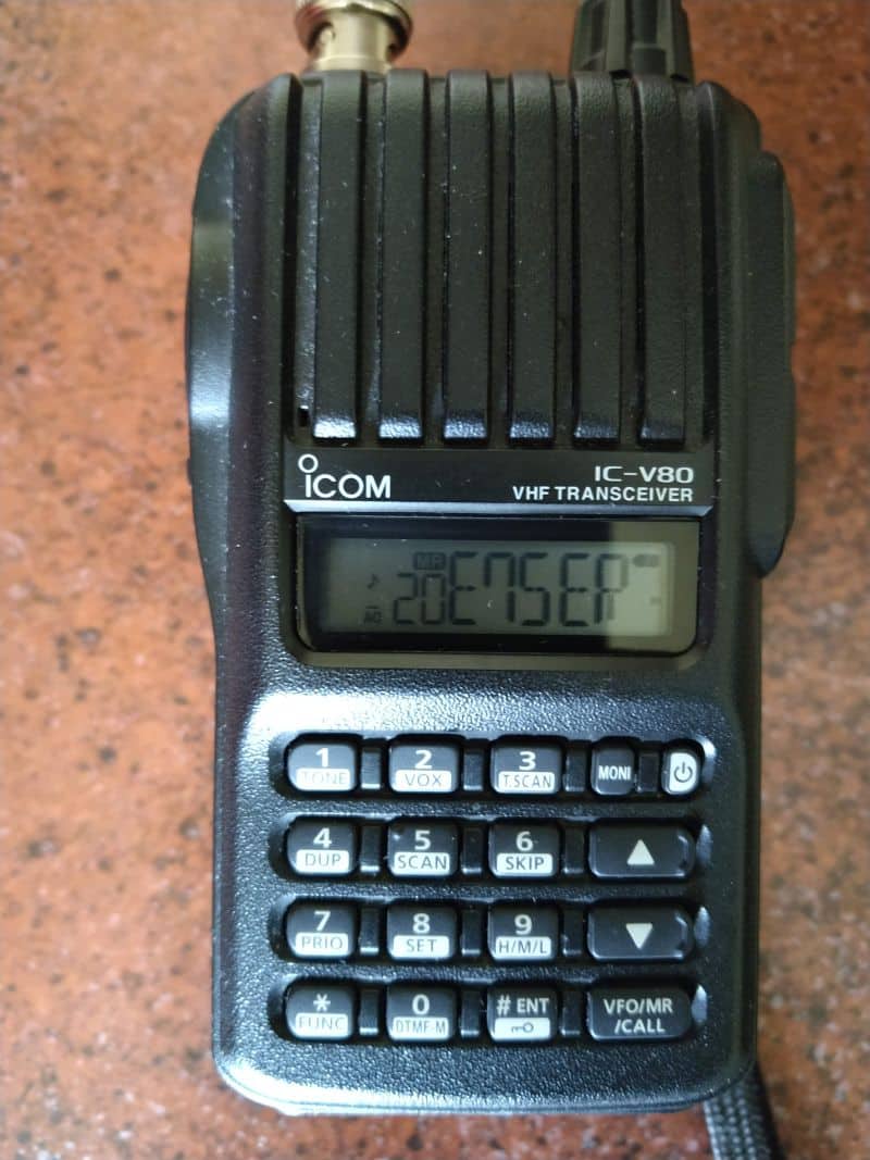 ICOM IC-V80 VHF handheld