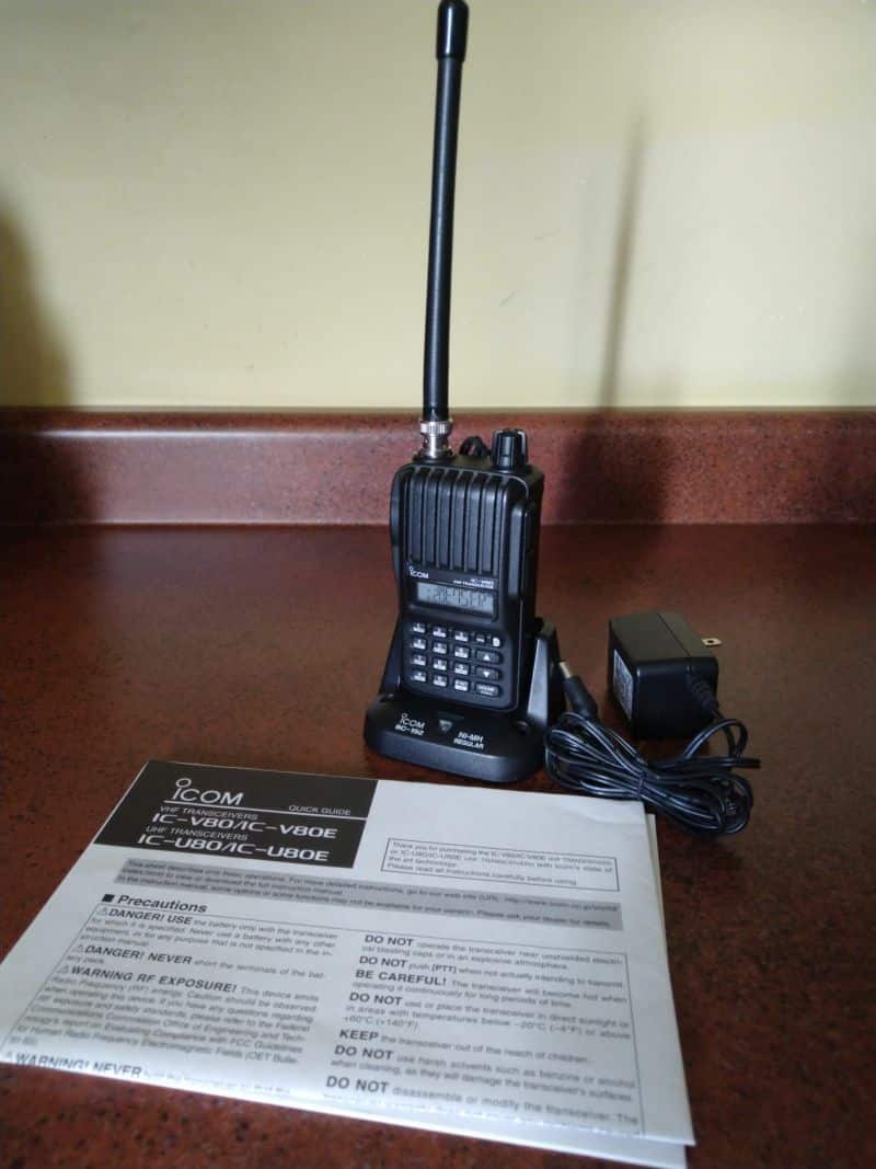 ICOM IC-V80 VHF handheld