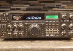 Kenwood TS-940SAT Ham Amateur HF Transceiver with built in Antenna Tuner