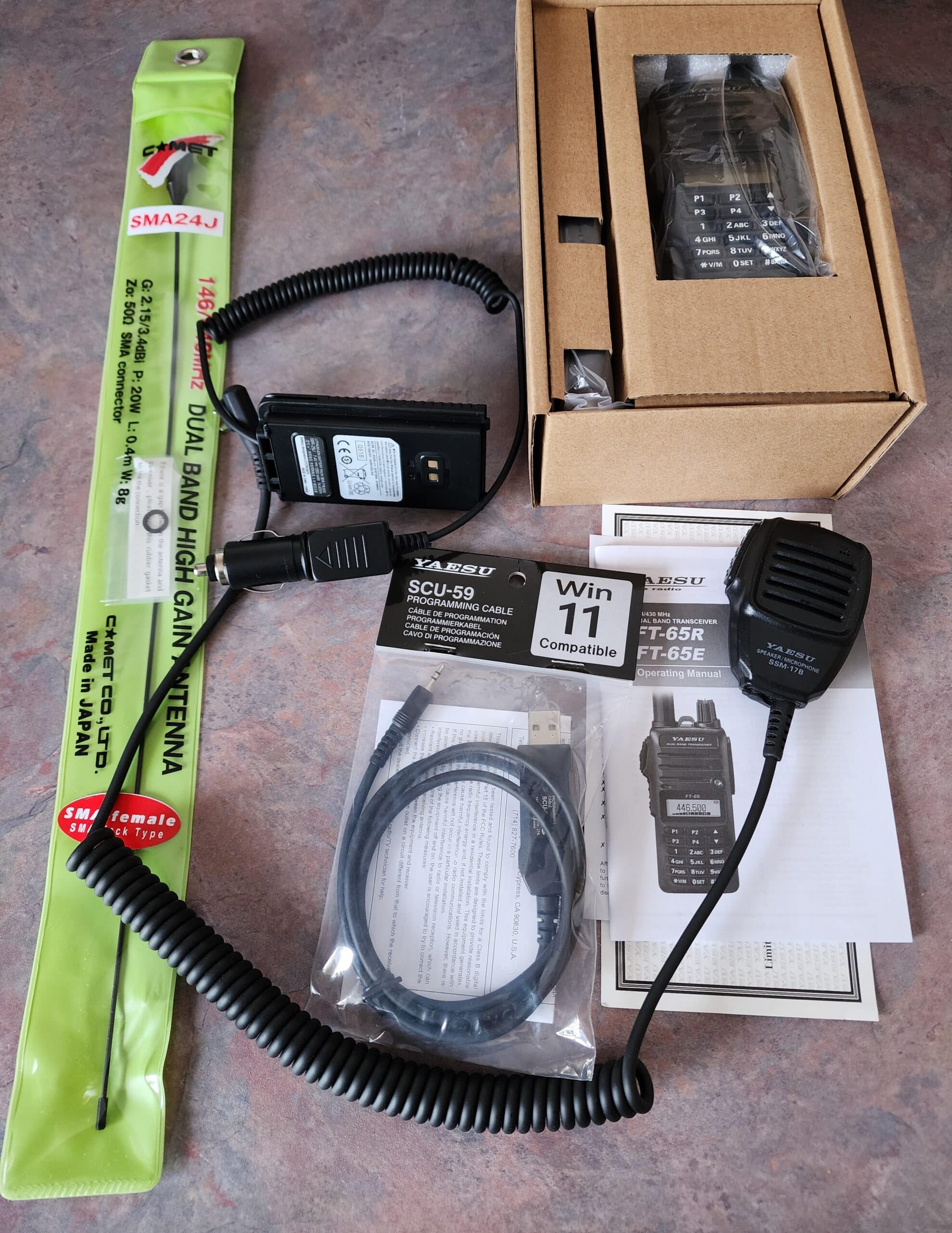 Yaesu FT65 plus extras