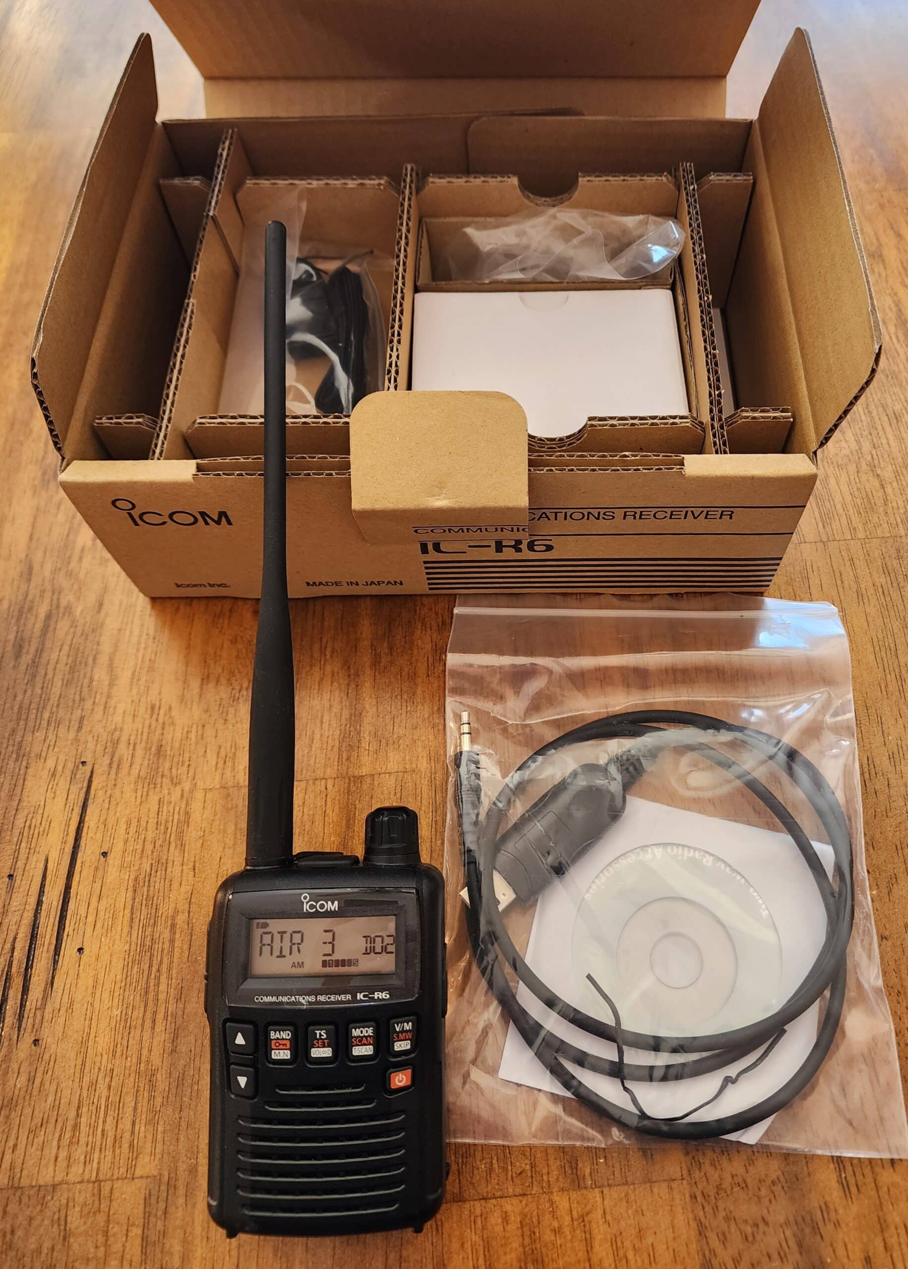 Icom IC-R6 communications receiver