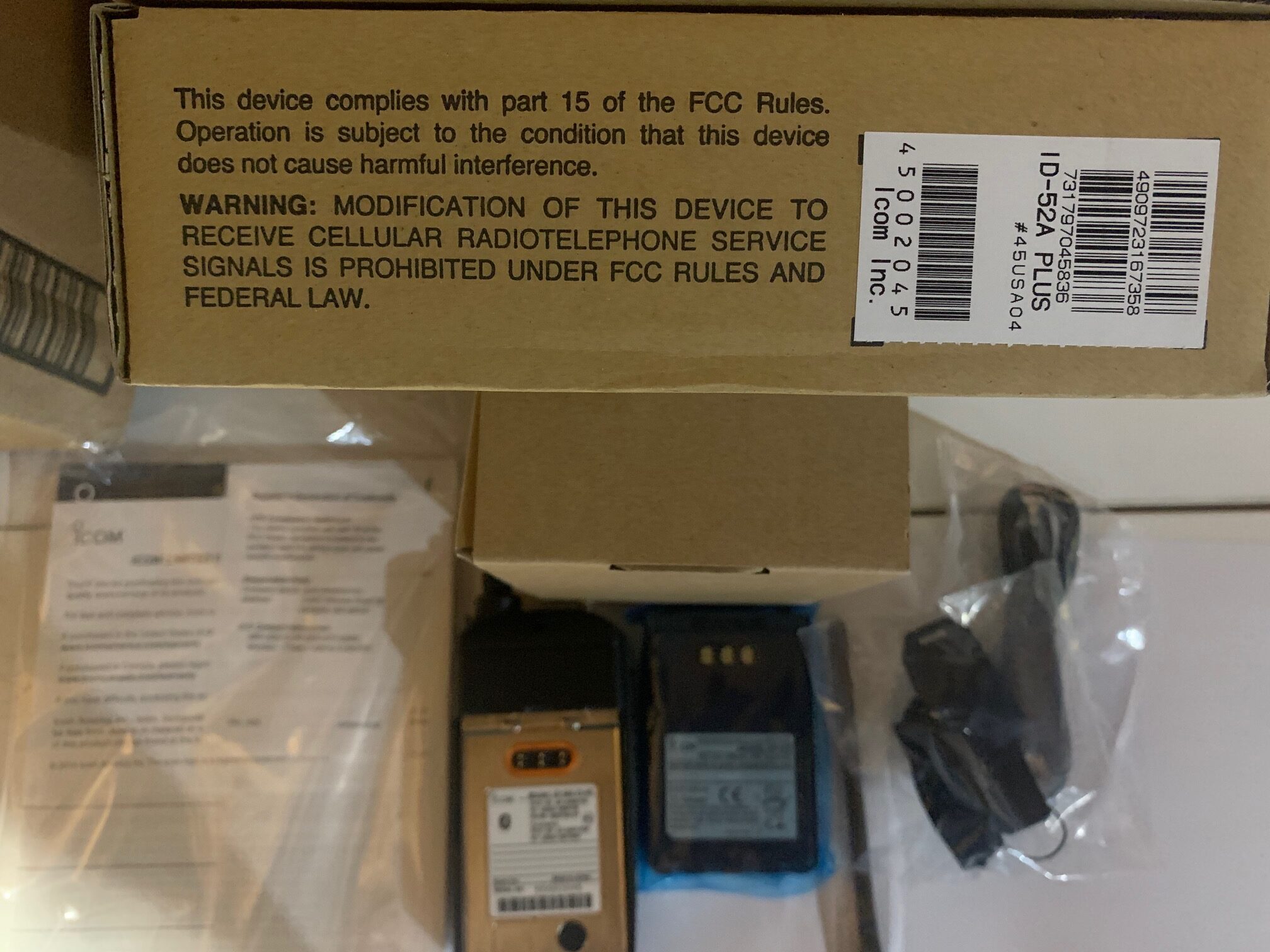 Icom ID-52A PLUS 5W VHF/UHF Dual Band Digital D-STAR with extras.