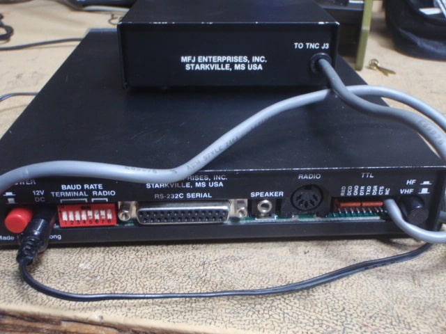 MFJ-1270B TNC 2 PACKET Radio Controller with MFJ-1273 Tuning Indicator