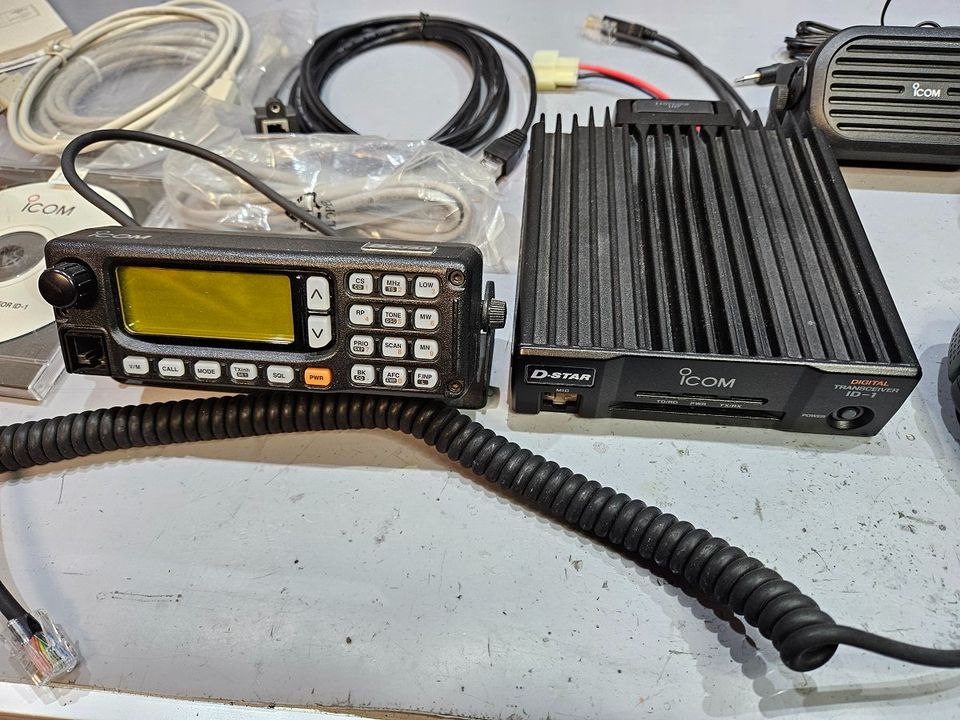 Icom ID-1 1.2 GHz transceiver