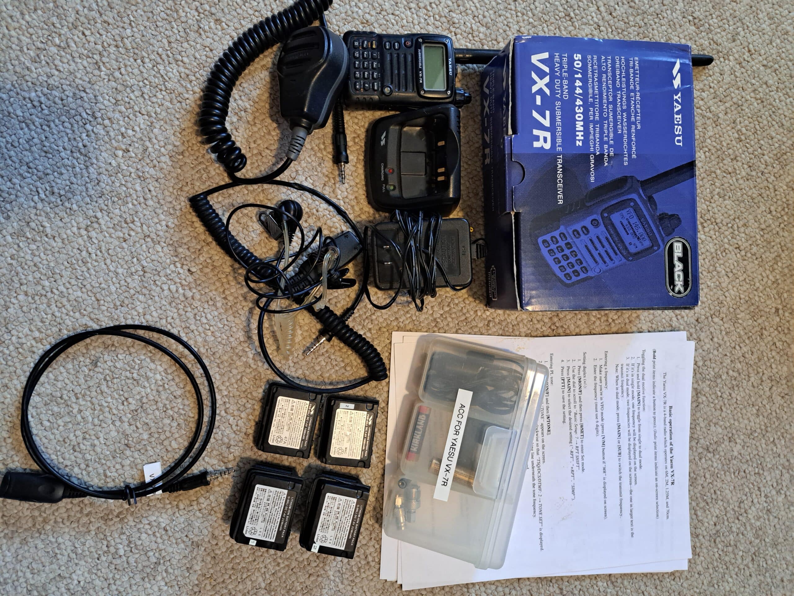Yaesu VX-7r with loads of accessories
